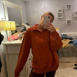 Brandy Melville Oversized Rust Color Sweatshirt